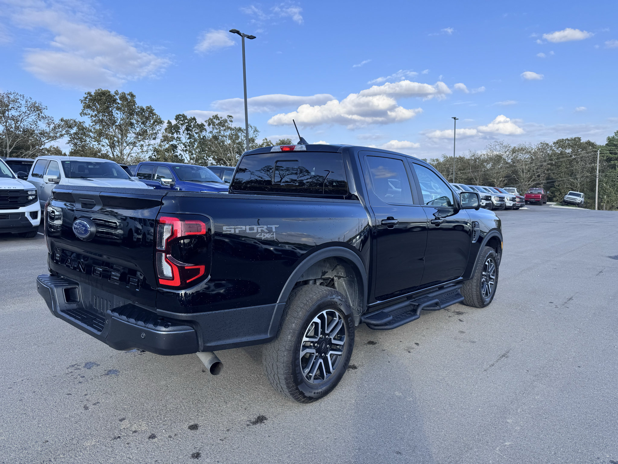 Certified 2025 Ford Ranger Lariat AWD/4WD image 6
