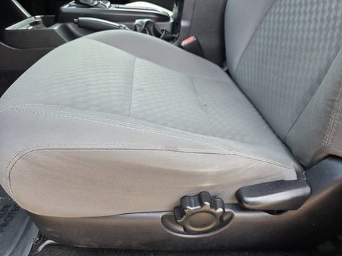 Used 2021 Toyota Tacoma SR AWD/4WD image 13