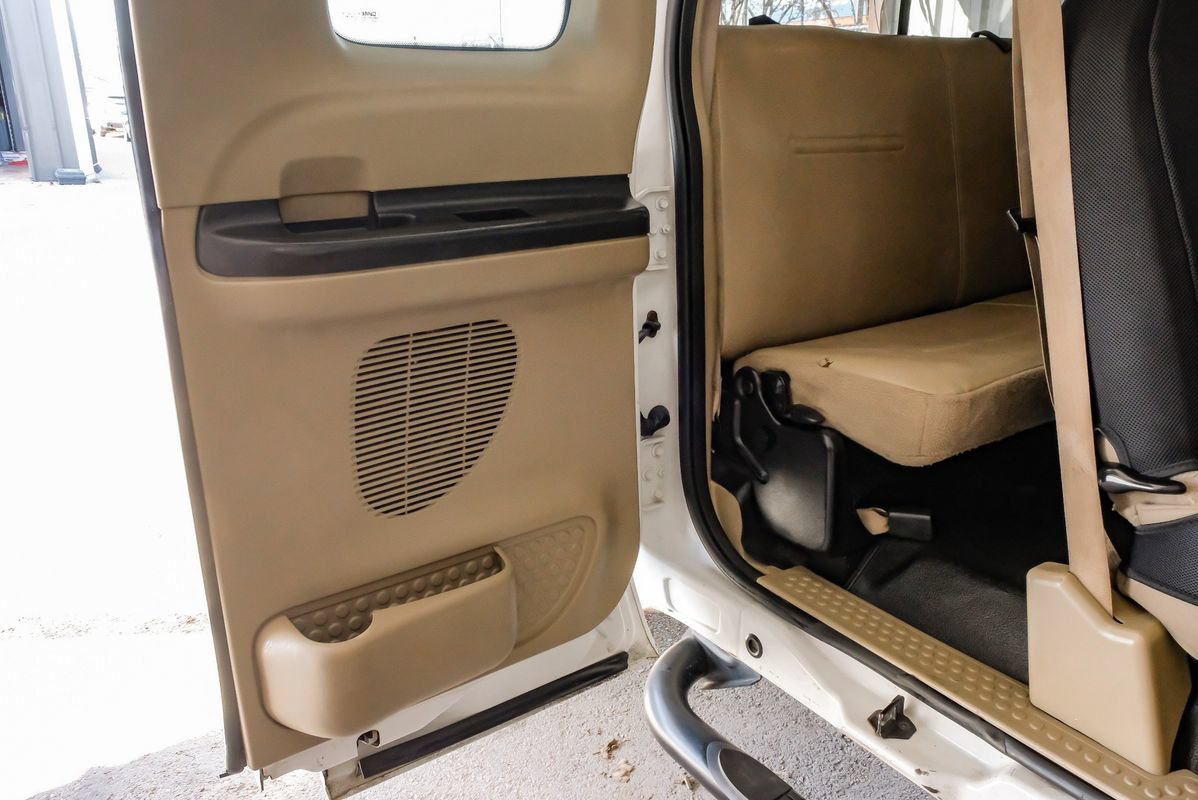 Used 2005 Ford F250 XL AWD/4WD image 42