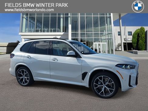 New 2026 BMW X5 xDrive40i w/ M Sport Package image 1