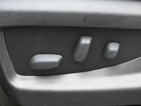 Used 2018 GMC Sierra 1500 SLT w/ SLT Premium Package image 10