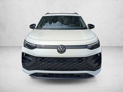 New 2026 Volkswagen Tiguan SE R-Line AWD/4WD image 2