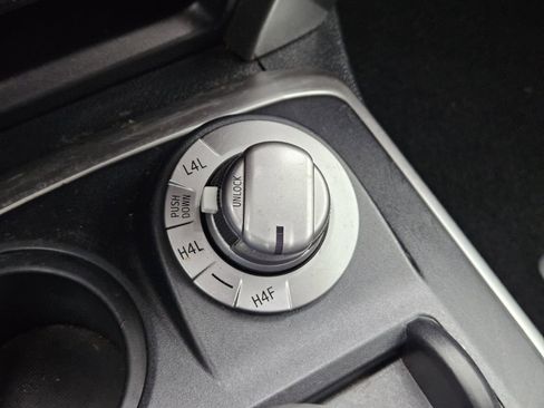 Used 2018 Toyota 4Runner Limited image 22