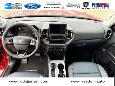 Used 2024 Ford Bronco Sport Outer Banks w/ Tech Package AWD/4WD image 12