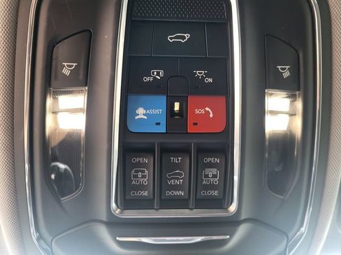 Used 2022 Jeep Grand Cherokee Limited 4xe AWD/4WD image 19