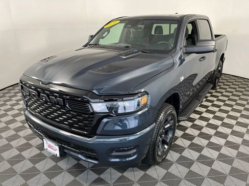 Used 2026 RAM 1500 Express AWD/4WD image 3