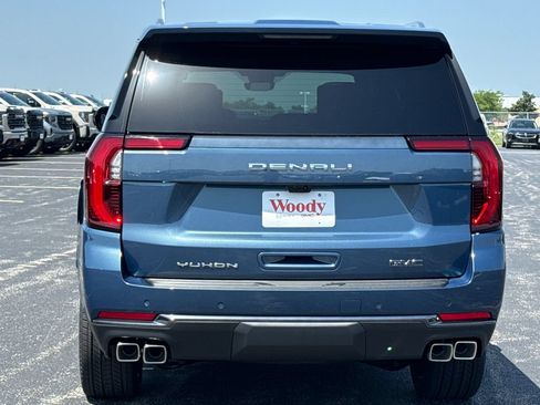 New 2026 GMC Yukon XL Denali Ultimate AWD/4WD image 9