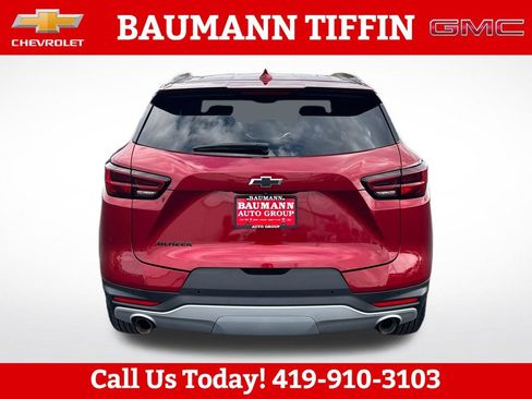 Used 2024 Chevrolet Blazer LT w/ Convenience Package FWD image 4