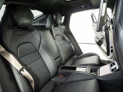 Certified 2025 Porsche Panamera Turbo image 24