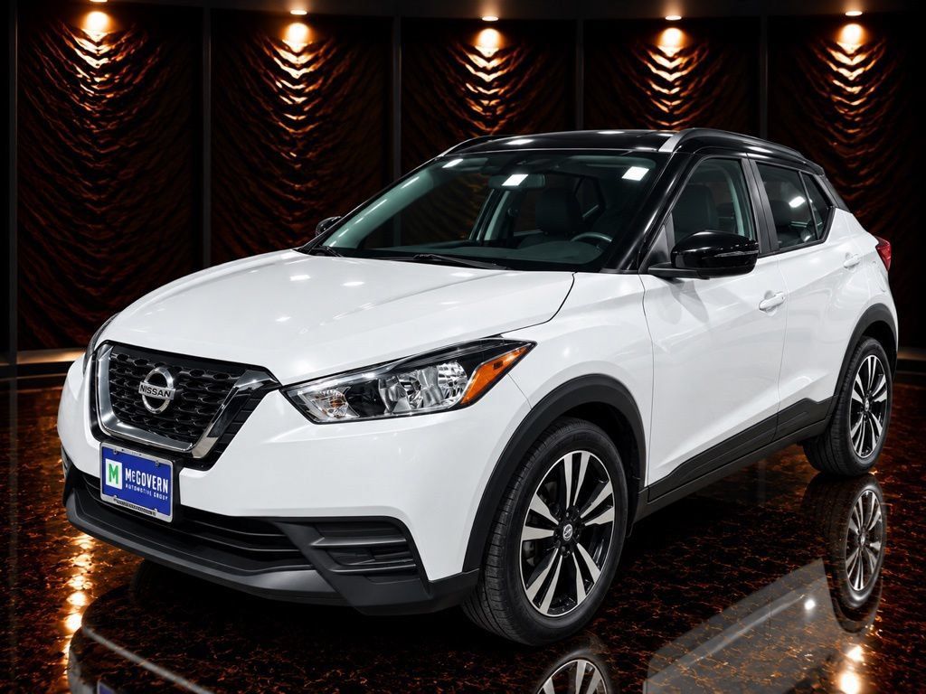 Used 2020 Nissan Kicks SV FWD image 1