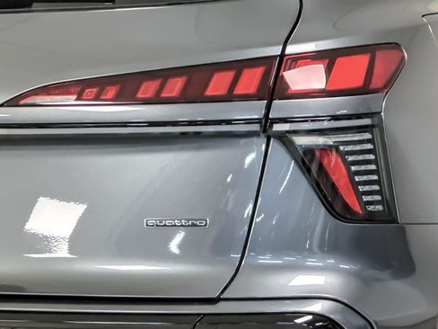 New 2026 Audi Q3 quattro 2.0T image 26