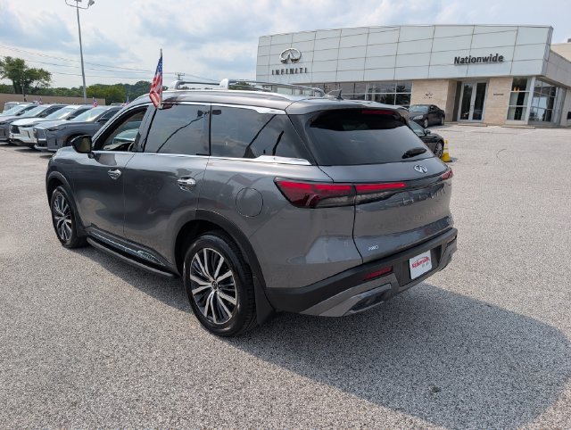 Used 2025 INFINITI QX60 Sensory AWD/4WD image 3