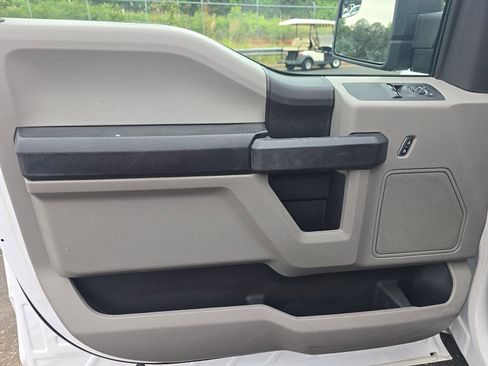 Used 2019 Ford F150 XL w/ Trailer Tow Package RWD image 15