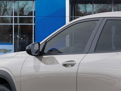New 2026 Chevrolet Trax RS w/ Driver Confidence Package FWD image 36