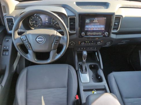 Used 2023 Nissan Frontier SV w/ SV Convenience Package image 29