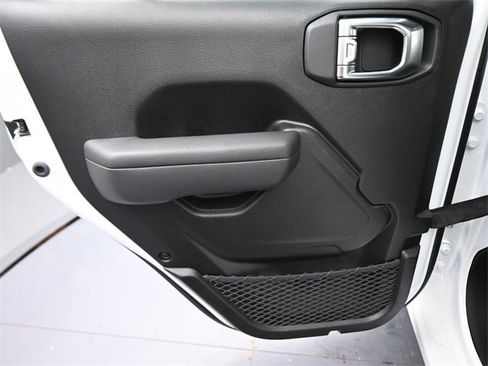 New 2026 Jeep Gladiator Sport image 38