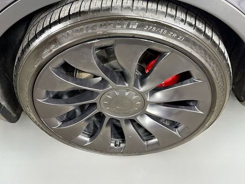 Used 2022 Tesla Model Y Performance AWD/4WD image 19