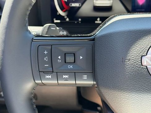 New 2026 Nissan Rogue Platinum AWD/4WD image 13