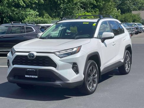 Used 2023 Toyota RAV4 XLE Premium AWD/4WD image 3
