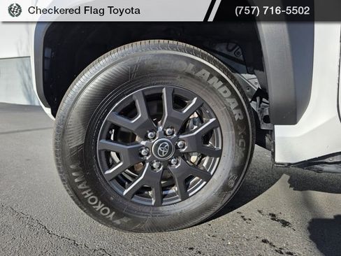 Used 2025 Toyota 4Runner SR5 image 13