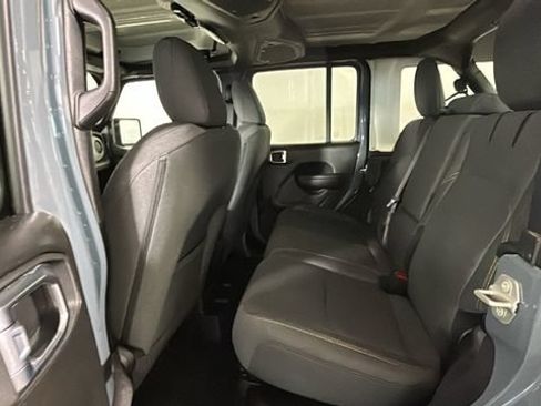 Used 2024 Jeep Wrangler Unlimited w/ Convenience Group AWD/4WD image 26