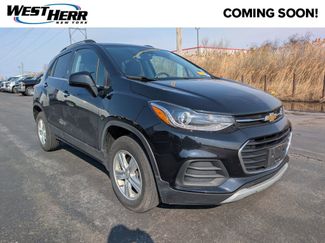 Used 2020 Chevrolet Trax LT w/ LT Convenience Package video 1
