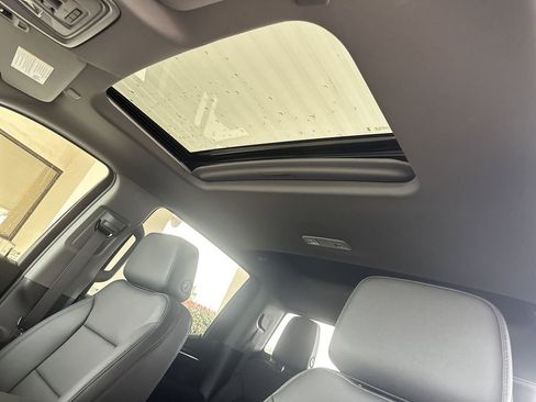 New 2026 GMC Sierra 1500 SLT w/ SLT Premium Plus Package image 27