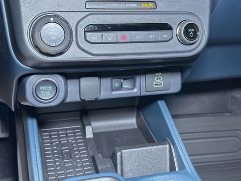 New 2025 Ford Maverick Lariat w/ Black Appearance Package image 29