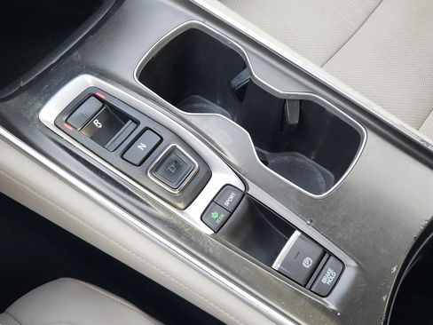 Used 2018 Honda Accord EX-L image 23