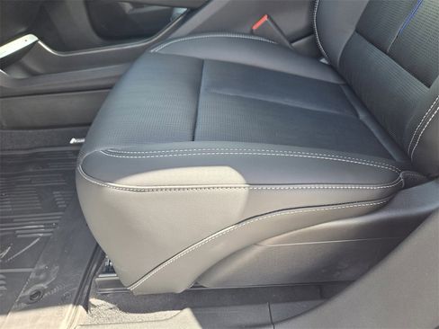 New 2025 Cadillac Lyriq Luxury image 25