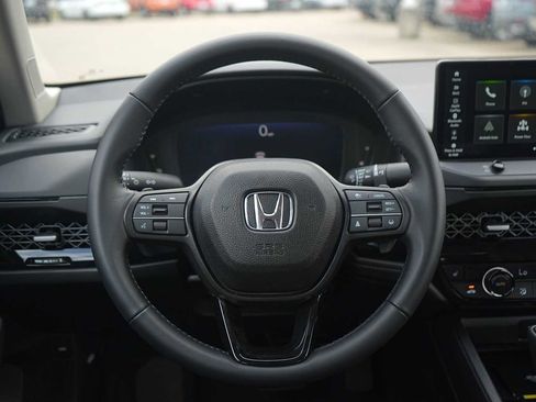 Certified 2025 Honda Accord EX-L image 16