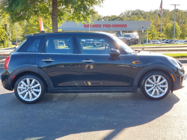 Used 2019 MINI Cooper 4-Door Hardtop FWD image 26