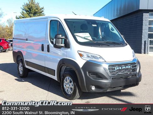 New 2026 RAM ProMaster 1500 w/ Quick Order Package 22G SLT image 1