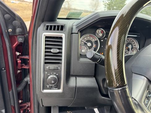 Used 2017 RAM 2500 Limited image 16