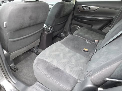 Used 2015 Nissan Rogue SV w/ SV Premium Package AWD/4WD image 13
