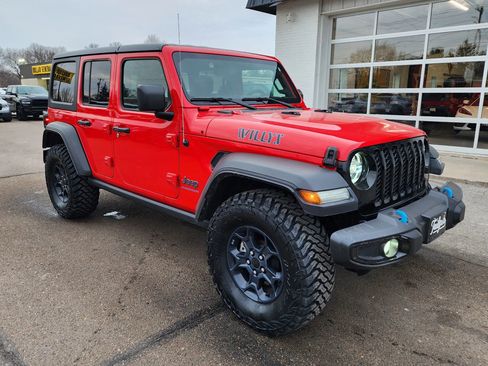 Used 2023 Jeep Wrangler Unlimited w/ Cold Weather Group image 2