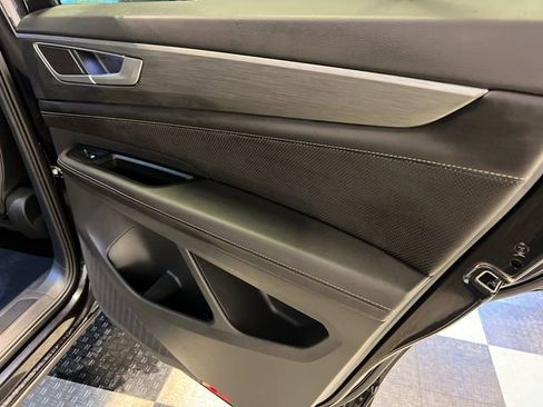 Certified 2024 Volkswagen Atlas Cross Sport SE image 13