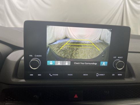 Used 2025 Honda CR-V EX image 17