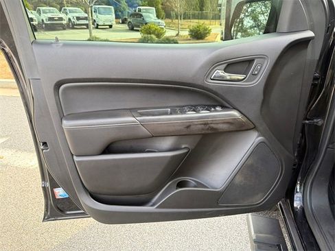 Used 2015 GMC Canyon SLE w/ Nightfall Edition image 10