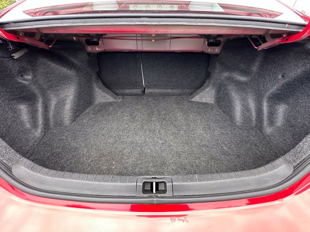 Used 2016 Toyota Corolla LE FWD image 30