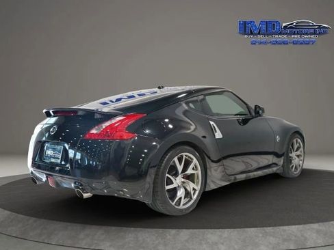 Used 2014 Nissan 370Z Touring w/ Sport Package RWD image 7