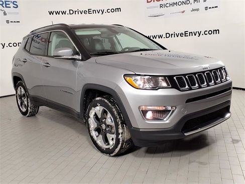 Used 2019 Jeep Compass Limited image 3