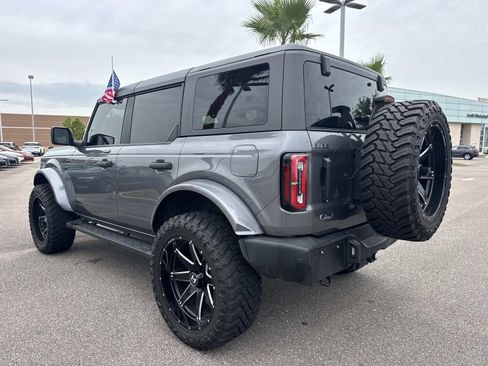 Used 2023 Ford Bronco Big Bend w/ Sasquatch Package AWD/4WD image 8