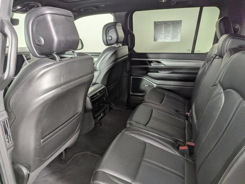 Used 2024 Jeep Wagoneer Series II AWD/4WD image 17