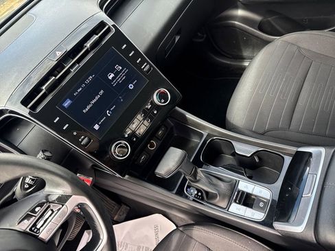 Used 2022 Hyundai Santa Cruz SE image 13