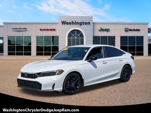 Used 2025 Honda Civic Sport image 1