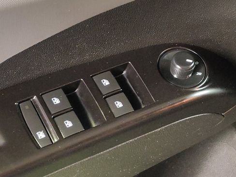 Used 2019 Chevrolet Sonic LT w/ Convenience Package image 27