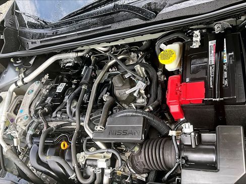 Used 2024 Nissan Sentra SV FWD image 33