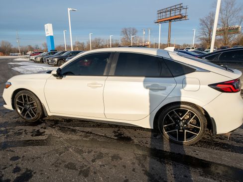 Used 2022 Honda Civic Sport Touring image 4