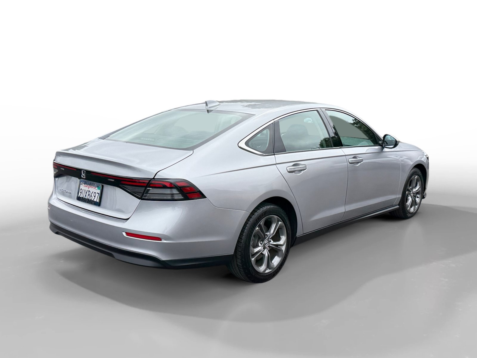 Used 2023 Honda Accord EX image 5